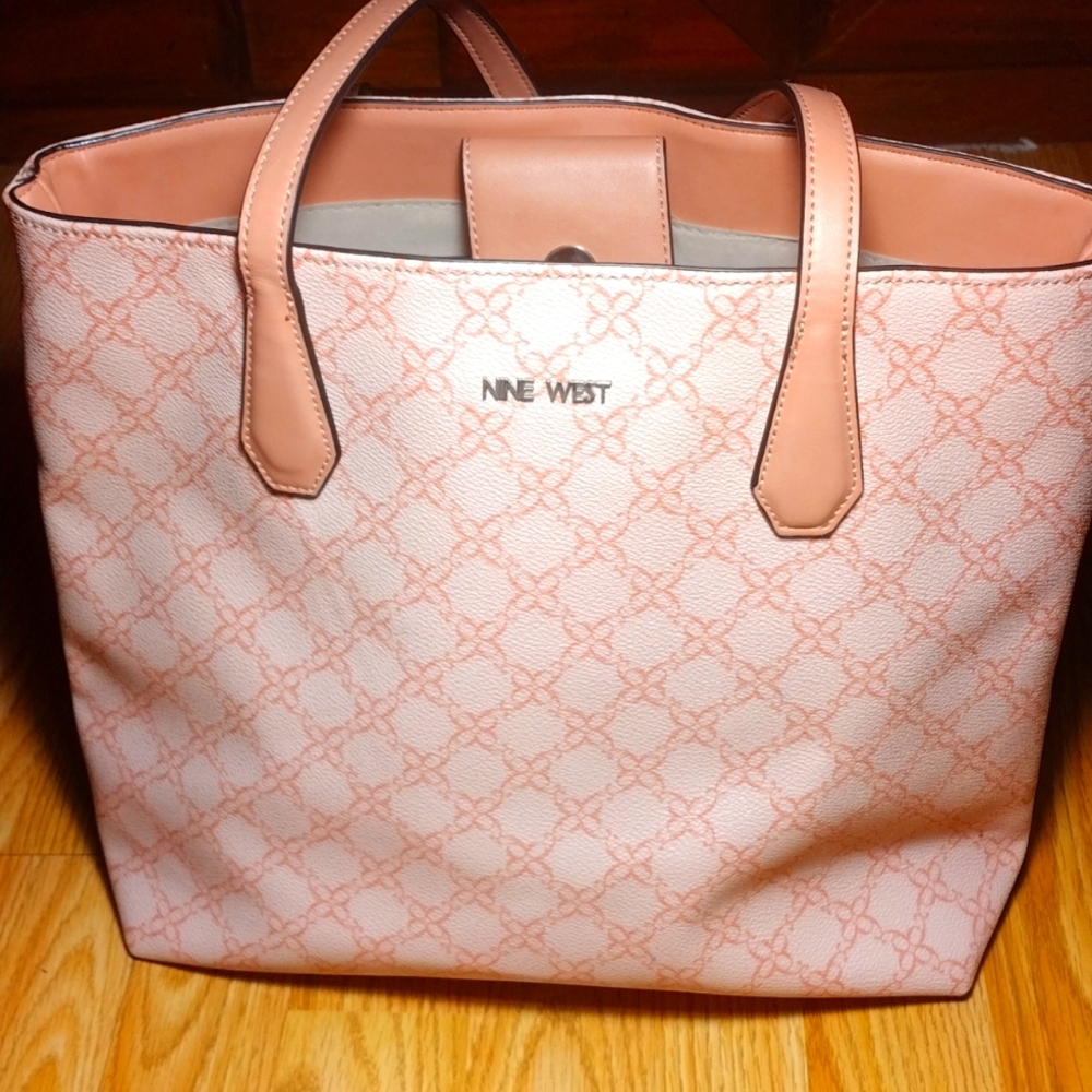 NINE WEST PURSE